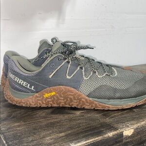 Merrell Men's Gray and Brown Trail Running Shoes size 12